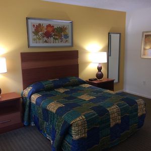 Two-Bedroom King Suite
