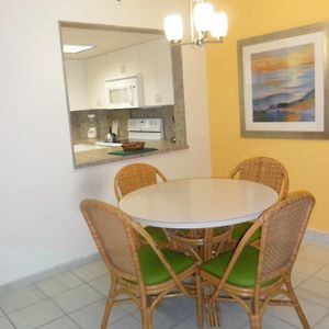 One-Bedroom King Suite